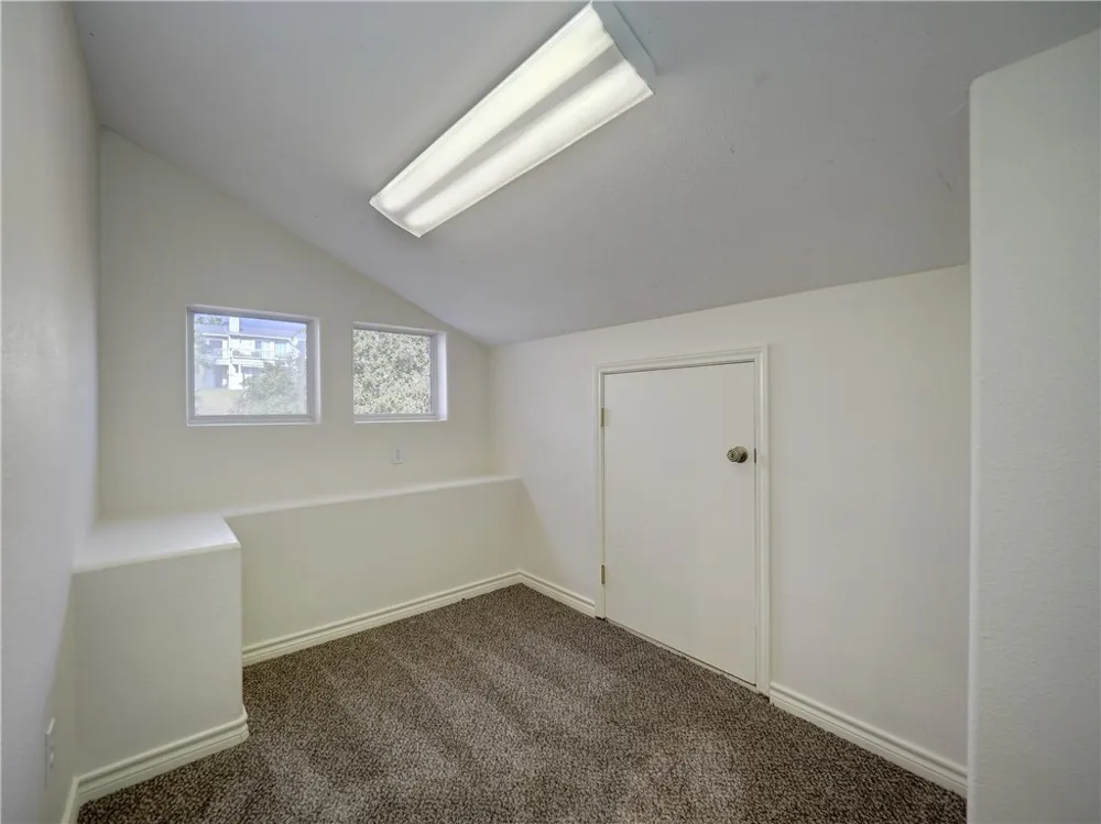1343 W Bayview Drive Portland, TX 78374