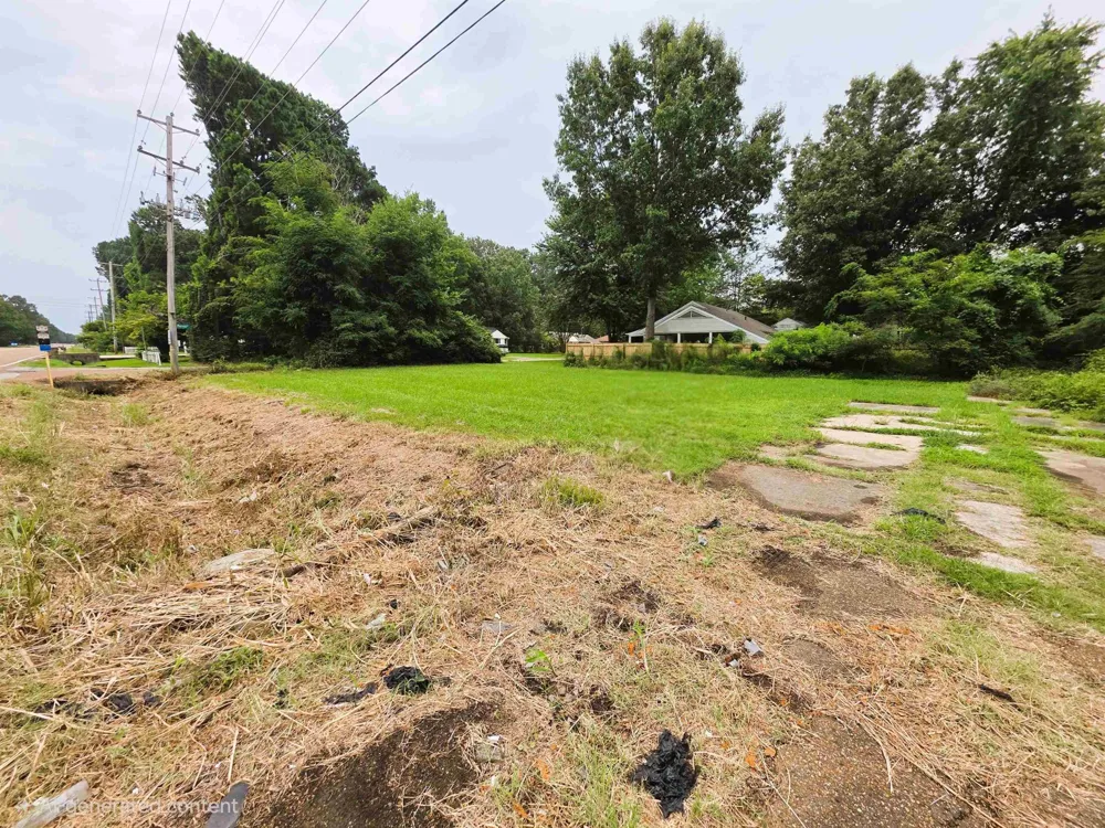 6763 NAVY RD Millington, TN 38053