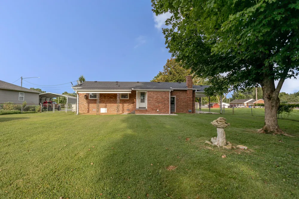 116 Eveningside Dr Chapel Hill, TN 37034
