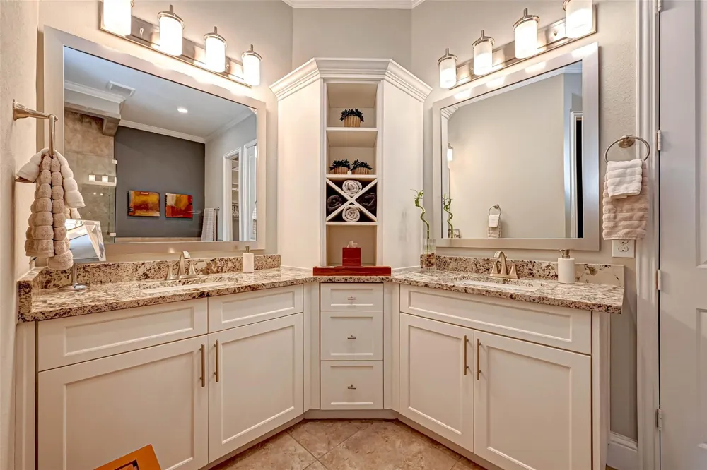 23 Silver Rock Drive Tomball, TX 77375