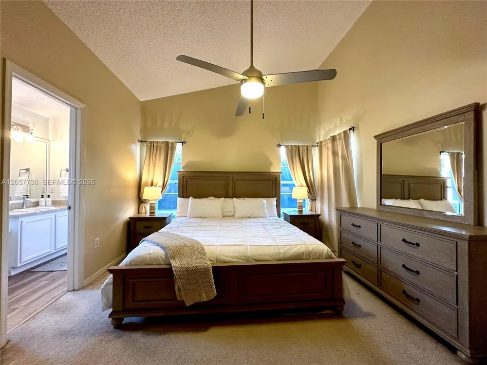307 Fox Loop Davenport, FL 33837