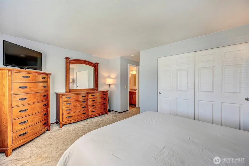 29707 32nd Place S Auburn, WA 98001