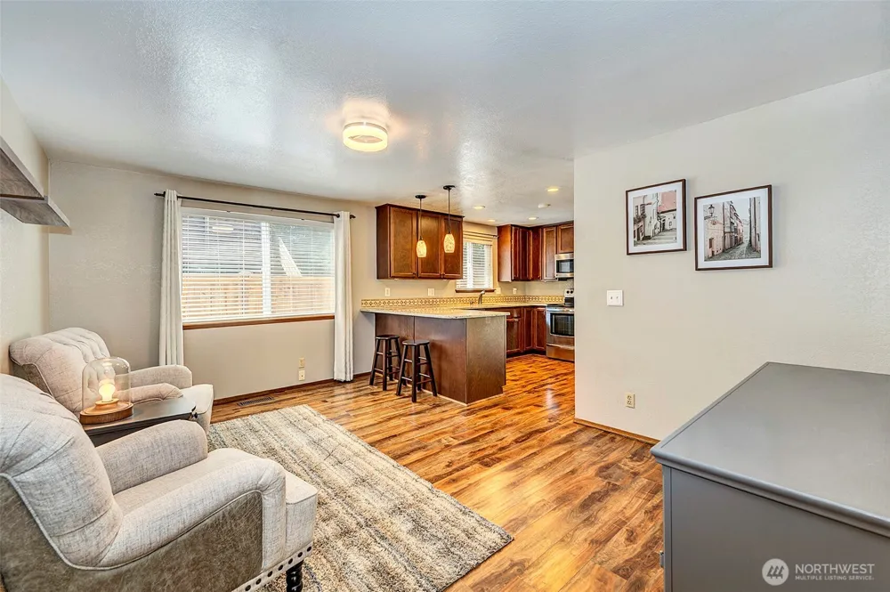 29707 32nd Place S Auburn, WA 98001