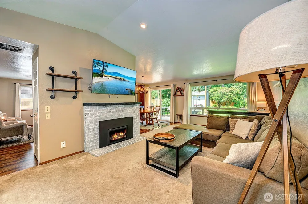 29707 32nd Place S Auburn, WA 98001