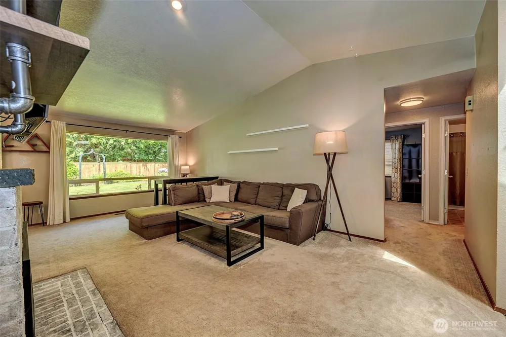 29707 32nd Place S Auburn, WA 98001