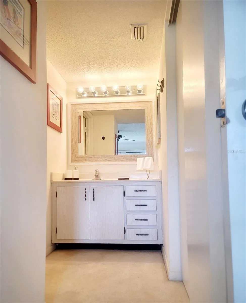 4535 LONGWATER CHASE #18 Sarasota, FL 34235