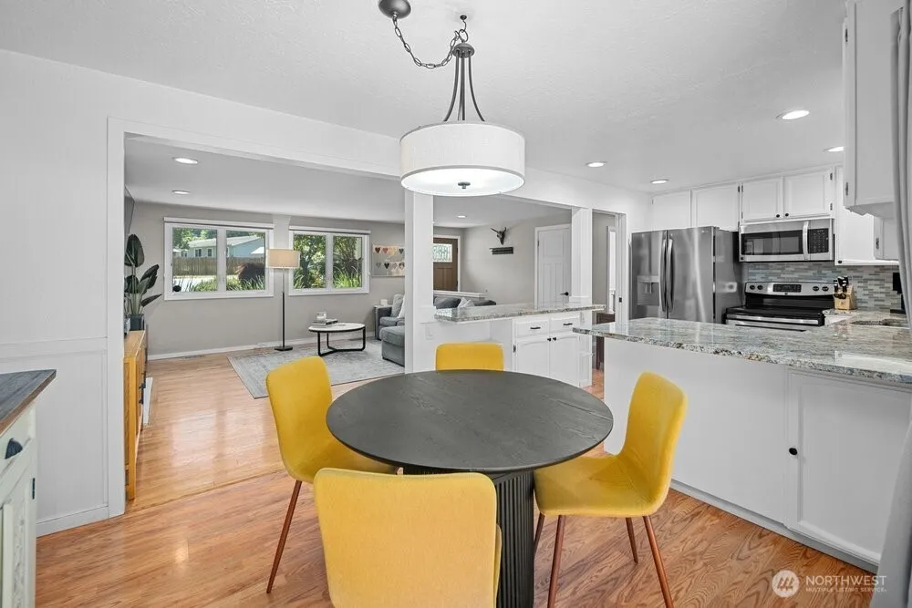 12610 SE 73rd Place Newcastle, WA 98056