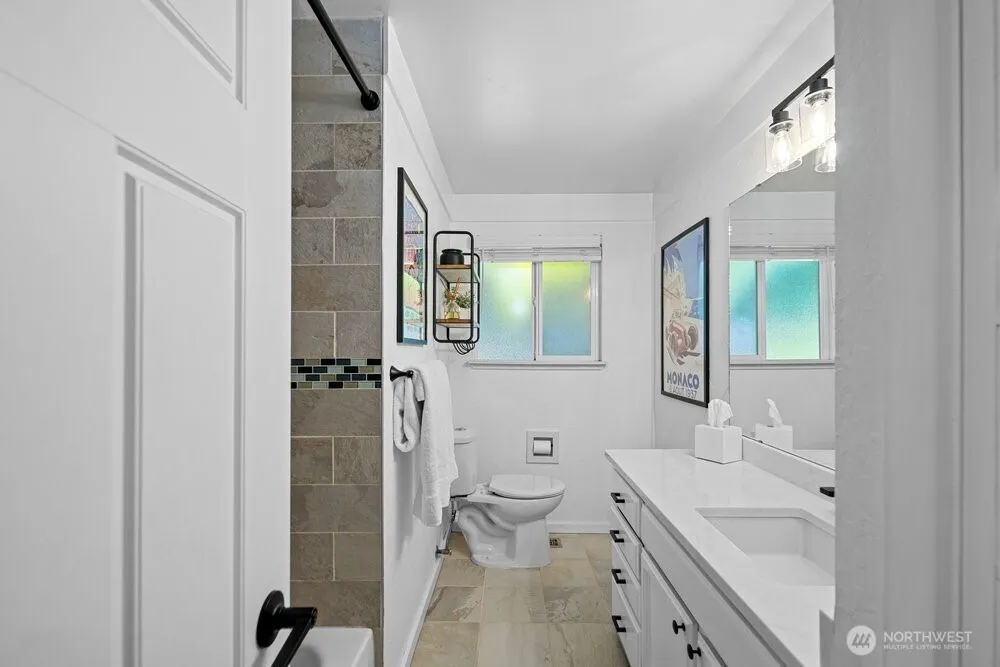 12610 SE 73rd Place Newcastle, WA 98056