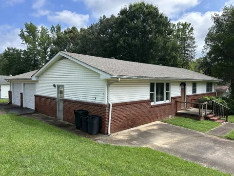 130 Mimosa St
