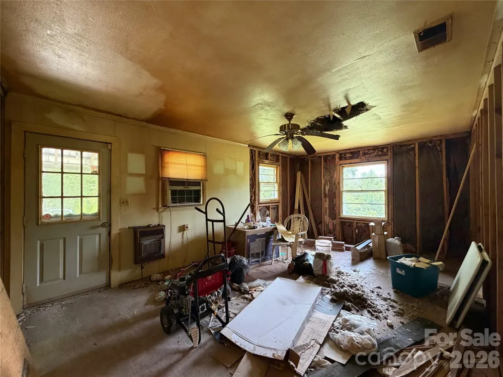 5022 Old NC 18 Highway Connelly Springs, NC 28612