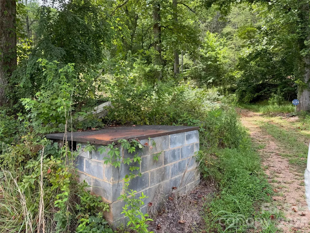 5022 Old NC 18 Highway Connelly Springs, NC 28612