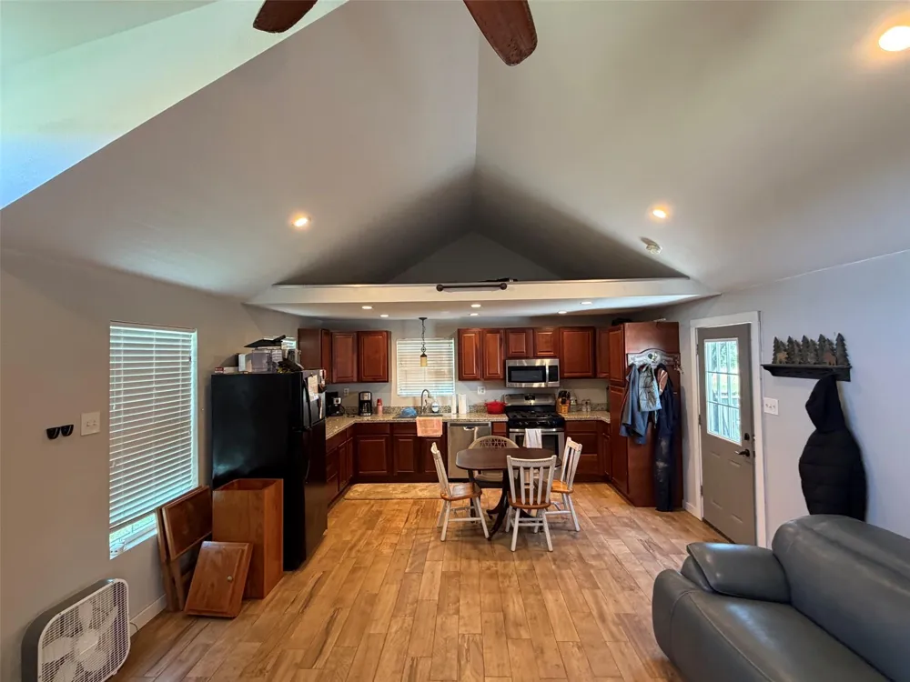 209 Fcr 261 Oakwood, TX 75855