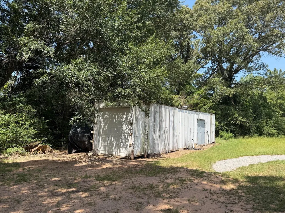 209 Fcr 261 Oakwood, TX 75855