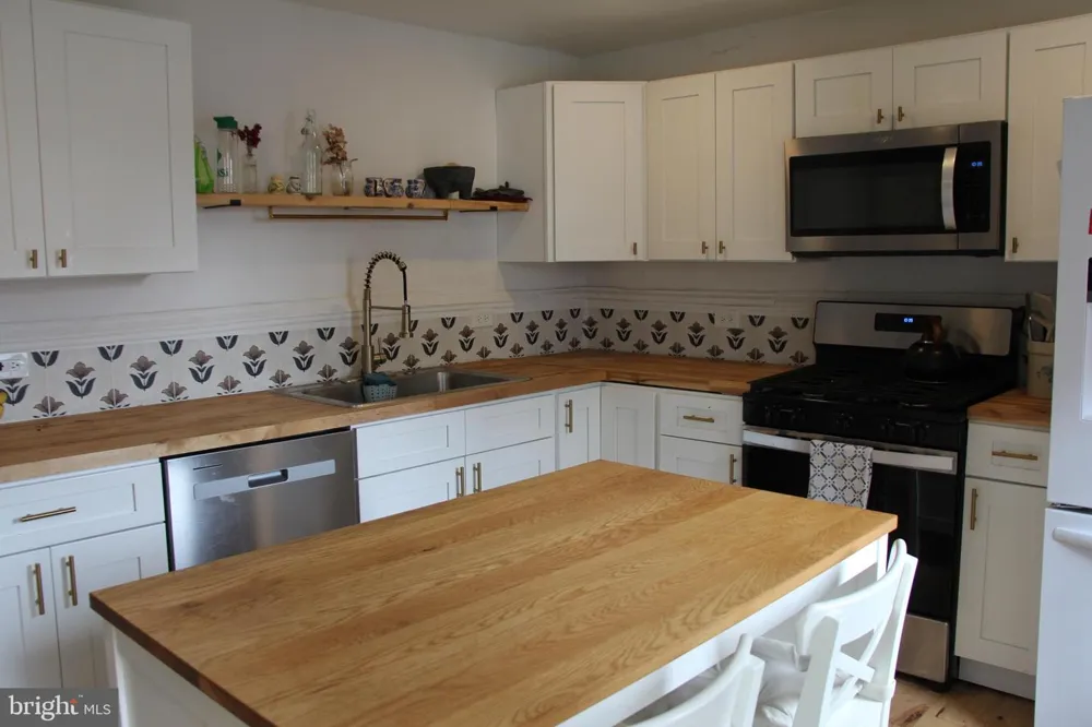 130 FRANKLIN STREET Lancaster, PA 17602