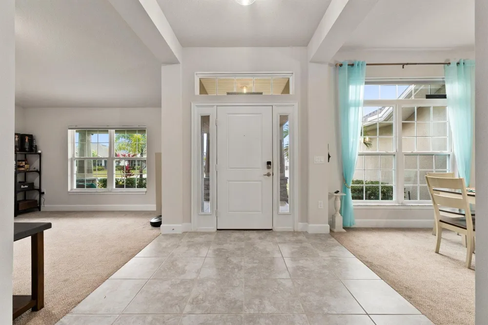 8324 Amalfi Circle Fort Pierce, FL 34951