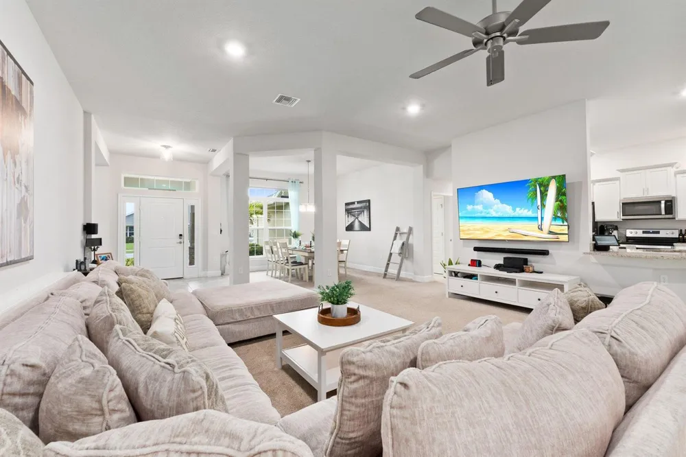 8324 Amalfi Circle Fort Pierce, FL 34951