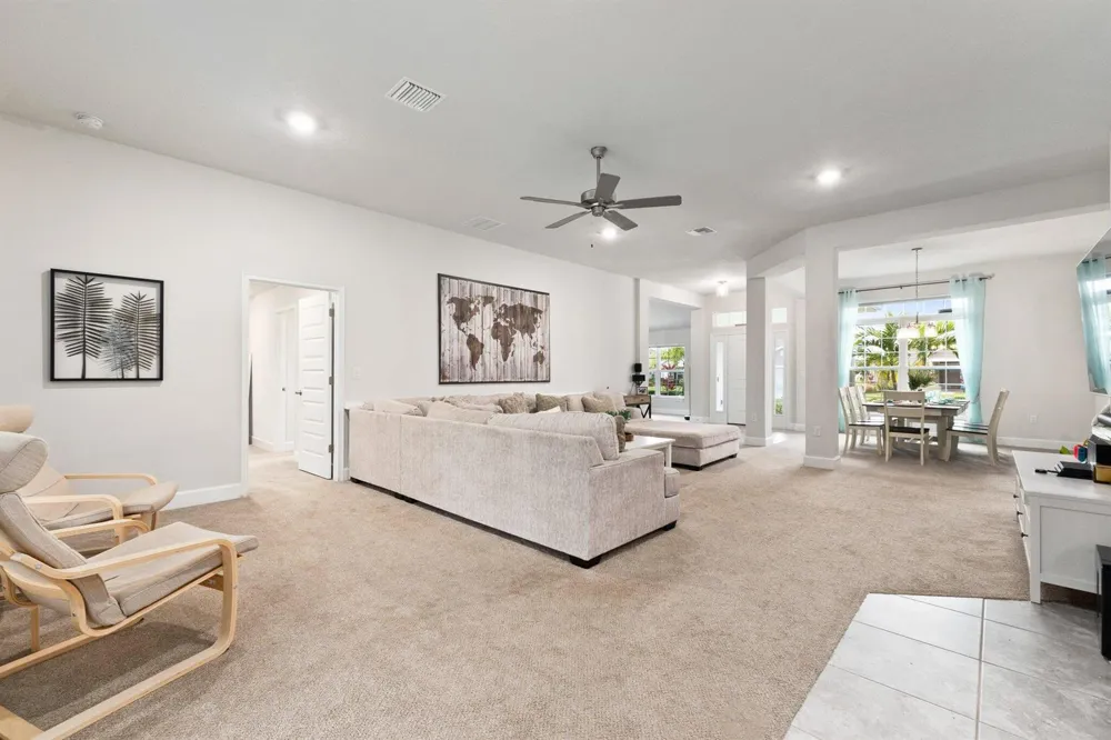 8324 Amalfi Circle Fort Pierce, FL 34951
