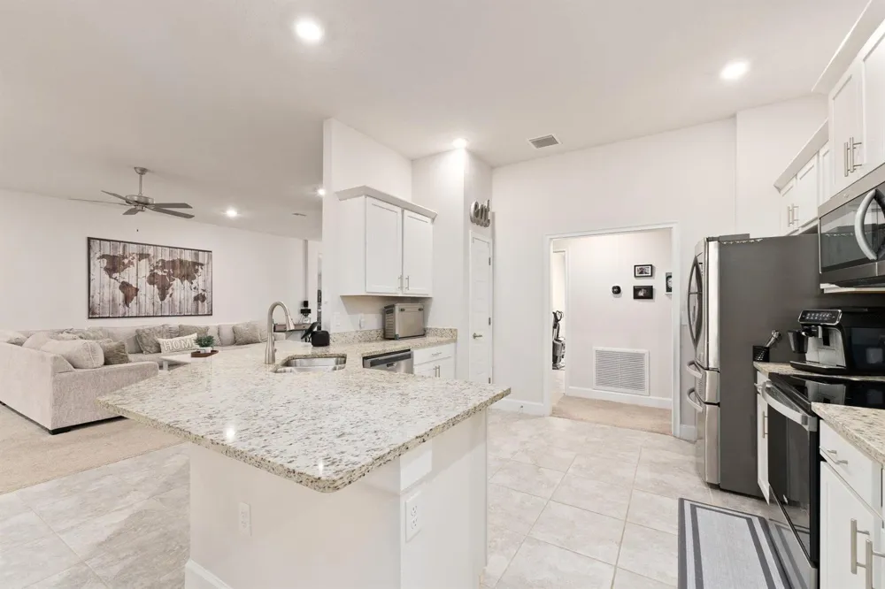 8324 Amalfi Circle Fort Pierce, FL 34951