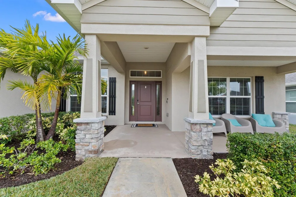 8324 Amalfi Circle Fort Pierce, FL 34951