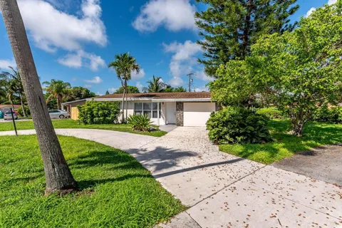 314 E Gateway Boulevard