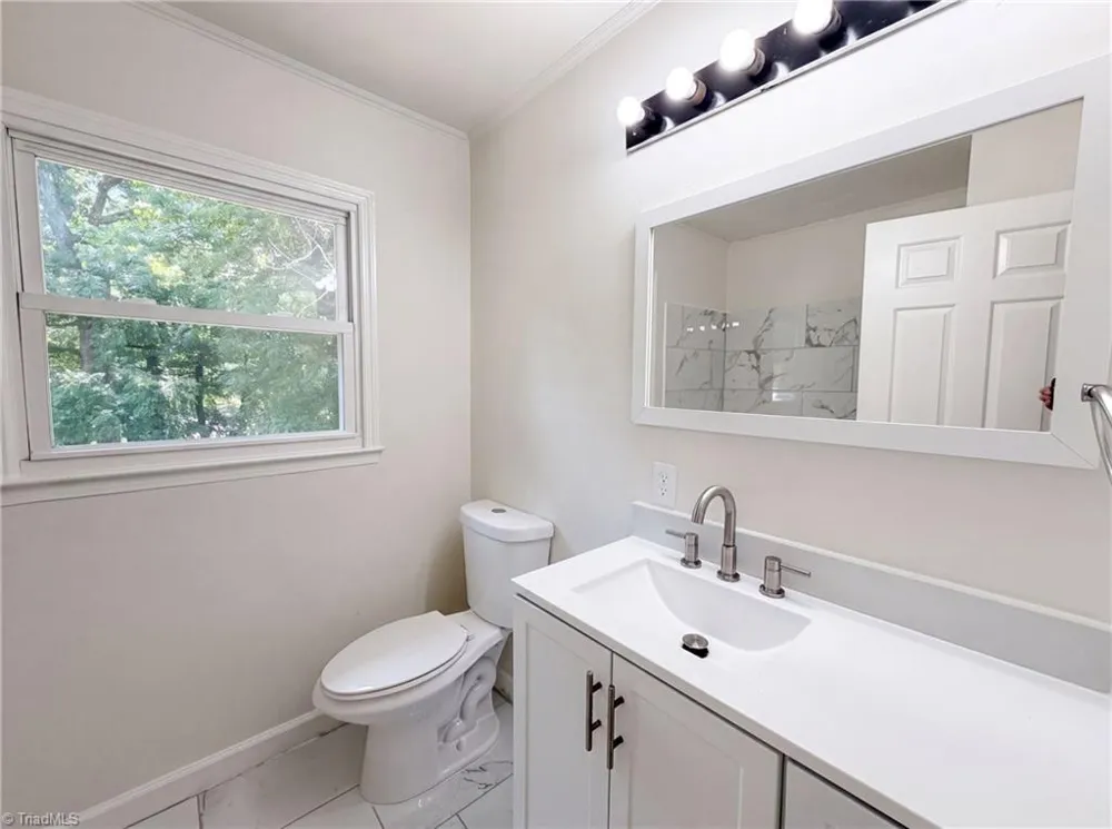 800 Edinburgh Drive Jamestown, NC 27282
