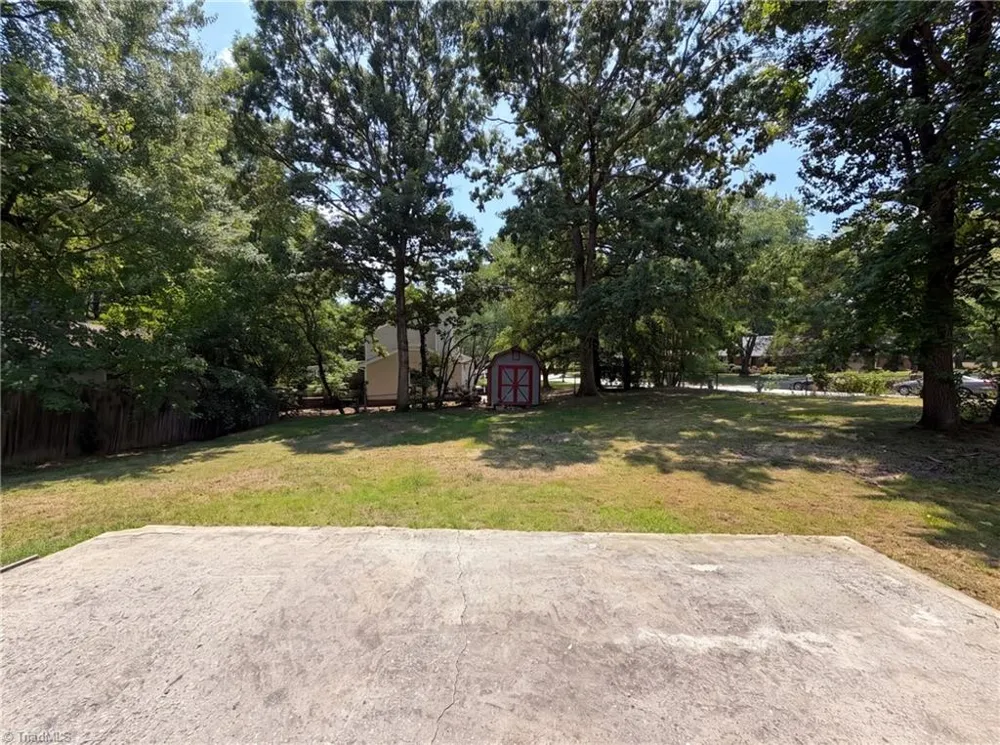 800 Edinburgh Drive Jamestown, NC 27282