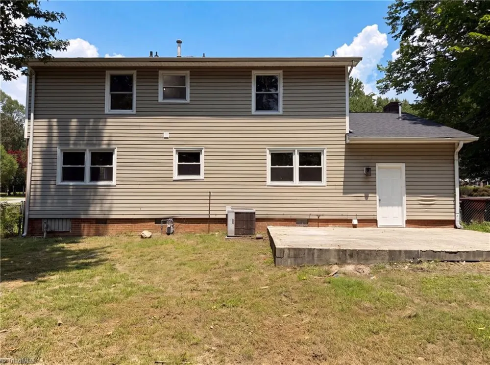800 Edinburgh Drive Jamestown, NC 27282
