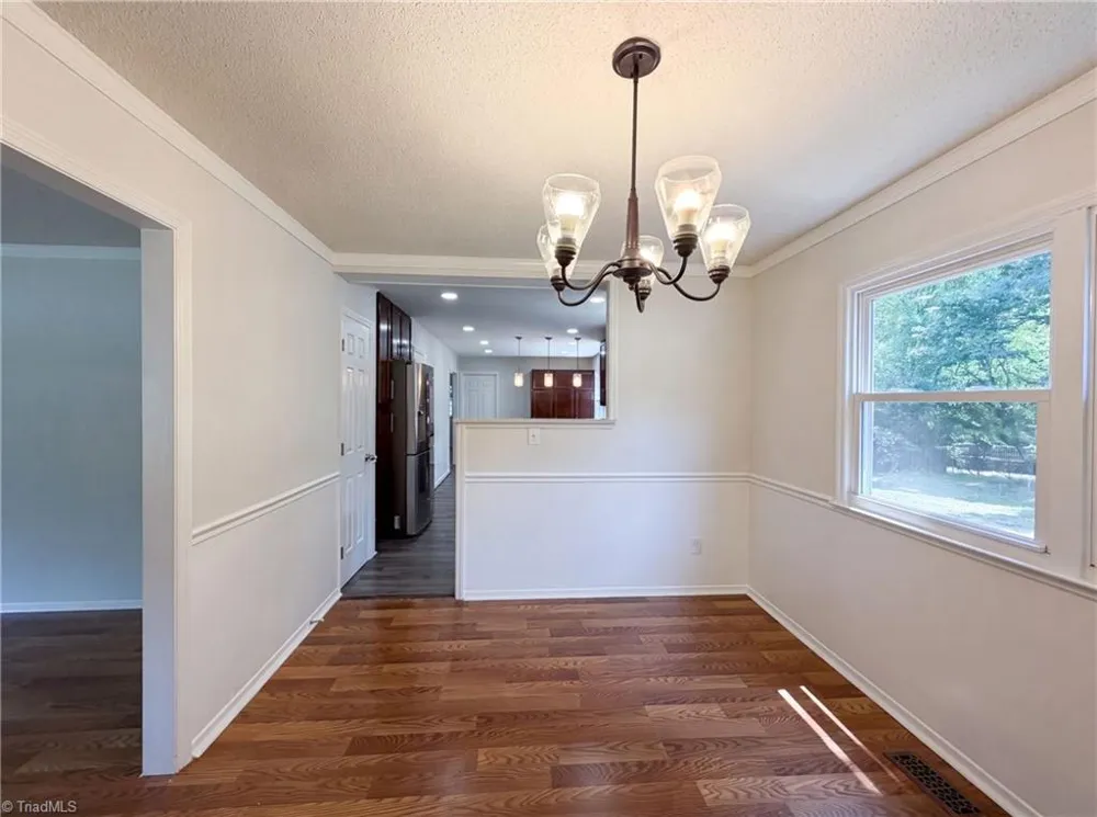 800 Edinburgh Drive Jamestown, NC 27282