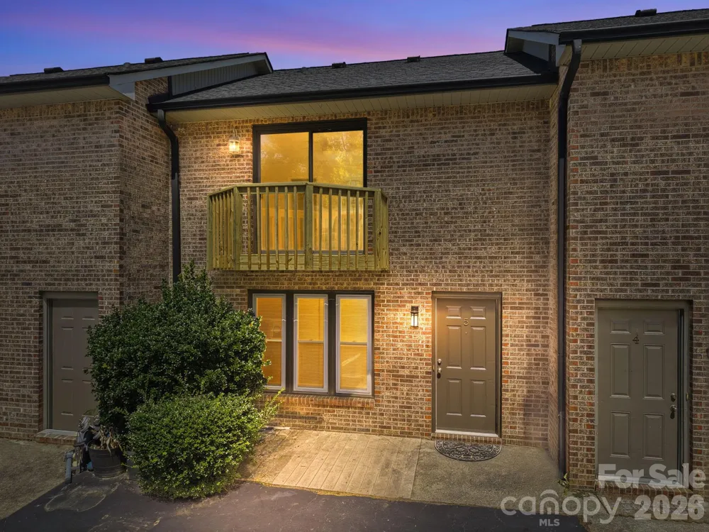 5 Country Gardens Drive Fletcher, NC 28732