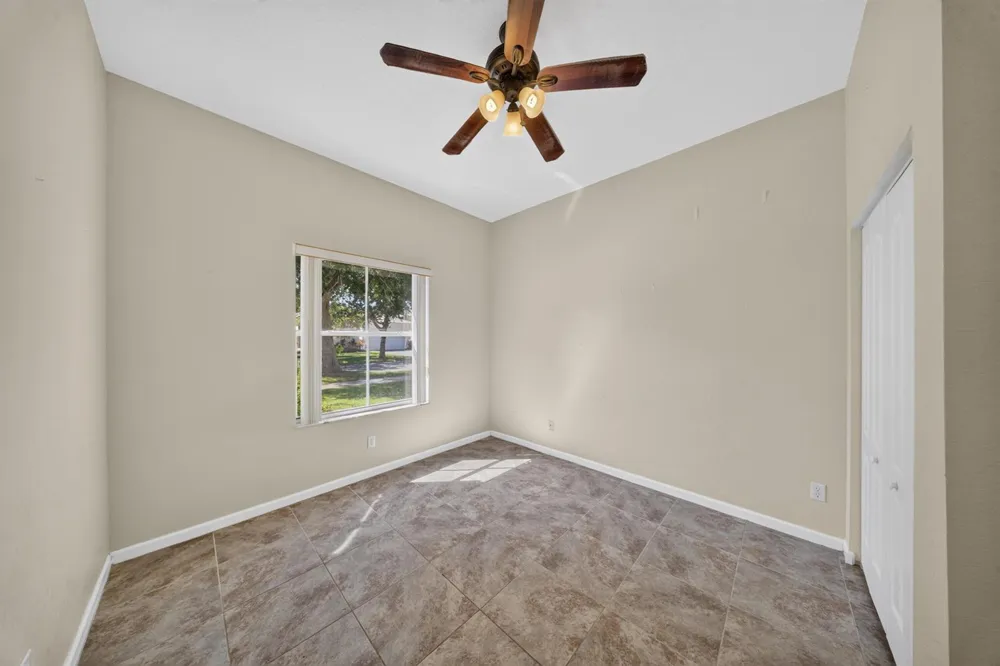 5743 Sunberry Circle Fort Pierce, FL 34951