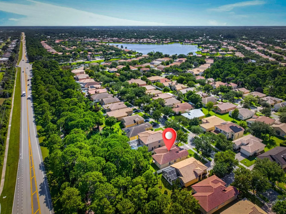 5743 Sunberry Circle Fort Pierce, FL 34951