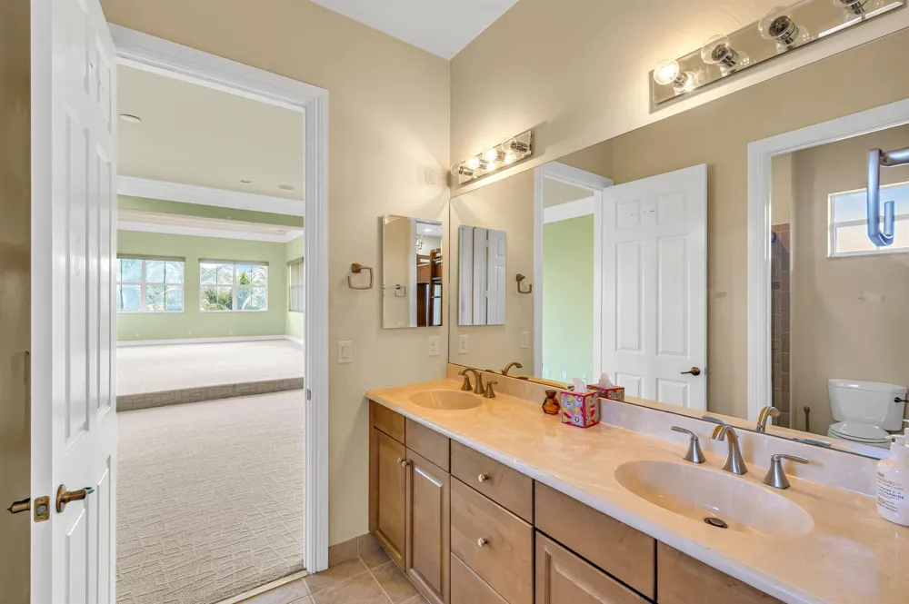 11224 NW 77th Place Parkland, FL 33076