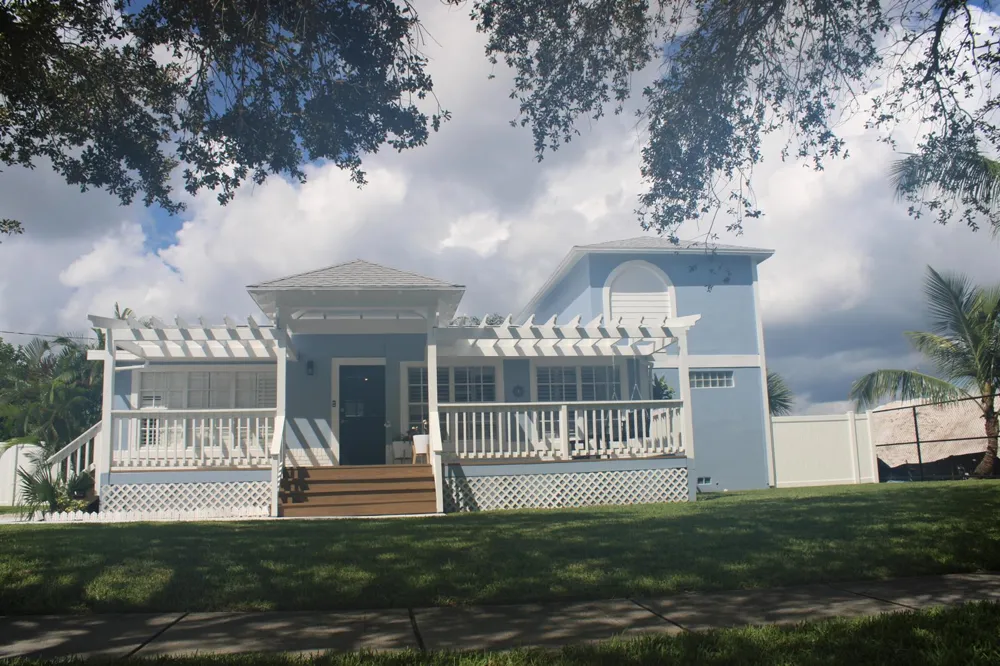 475 Seabrook Road Tequesta, FL 33469