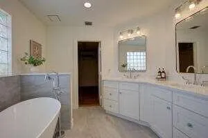 475 Seabrook Road Tequesta, FL 33469