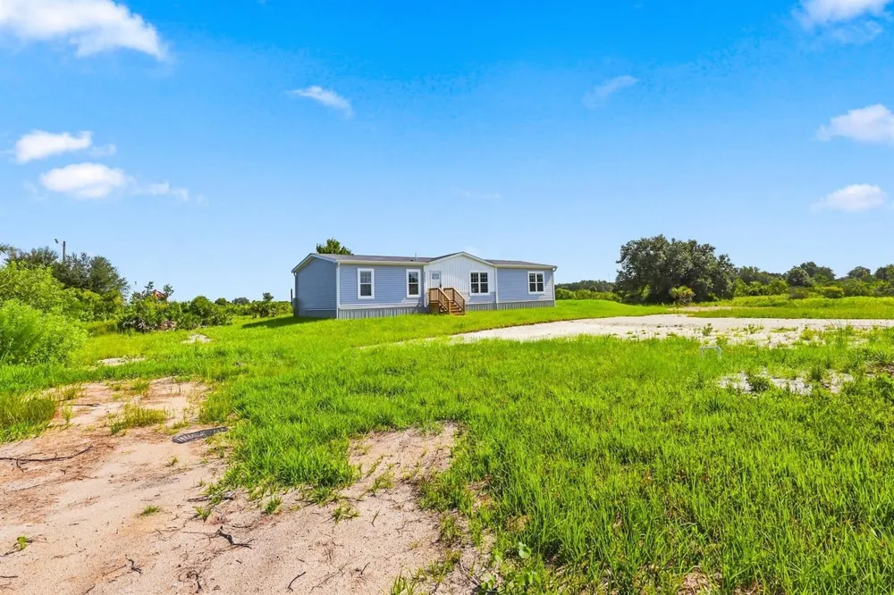 20263 NW 304TH STREET Okeechobee, FL 34972