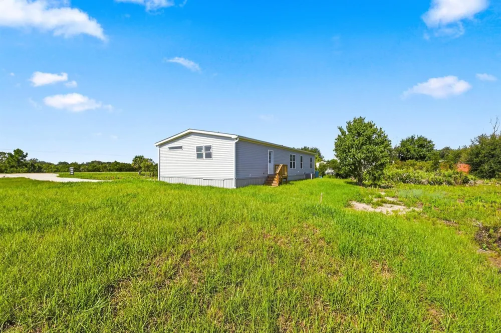 20263 NW 304TH STREET Okeechobee, FL 34972