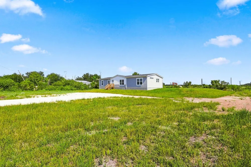 20263 NW 304TH STREET Okeechobee, FL 34972