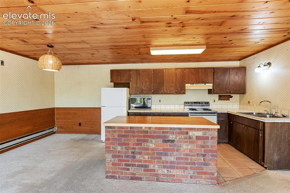 274 Pinecrest Road Woodland Park, CO 80863