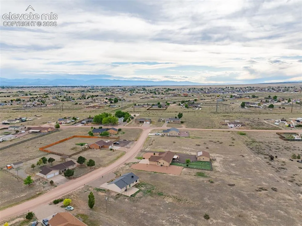 1128 E Rustic Drive Pueblo, CO 81007
