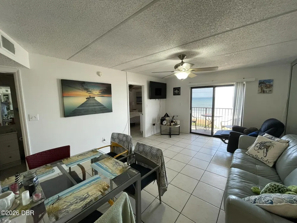 2390 Ocean Shore Boulevard #402 Ormond Beach, FL 32176