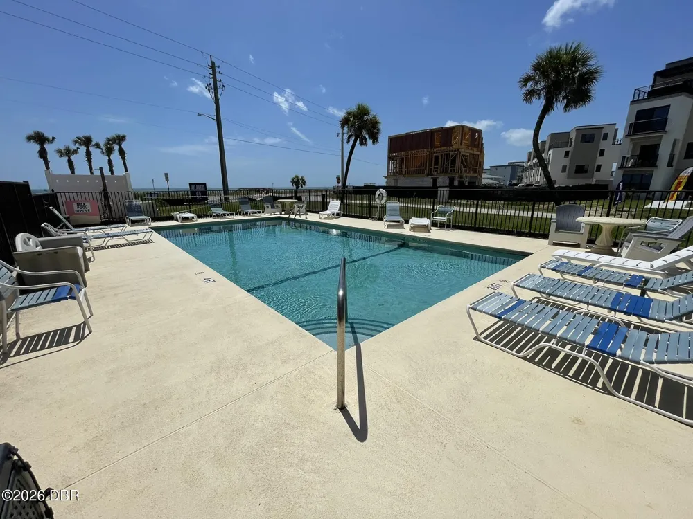 2390 Ocean Shore Boulevard #402 Ormond Beach, FL 32176
