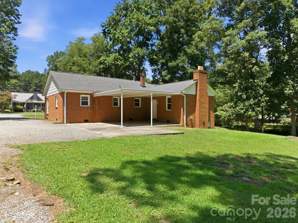 8285 Us Highway 52 Highway Rockwell, NC 28138