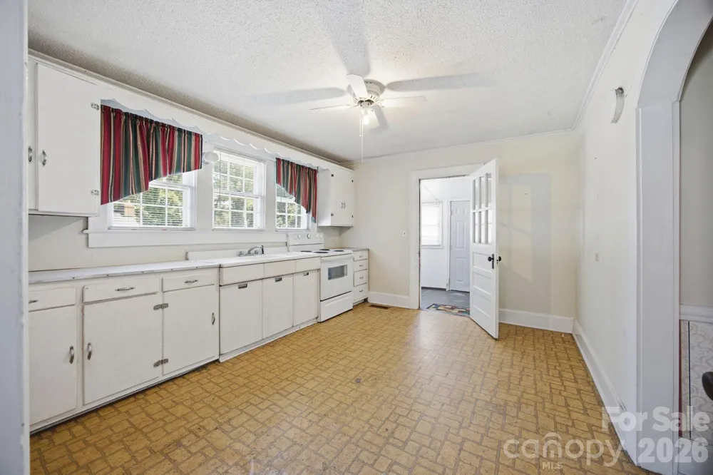 8285 Us Highway 52 Highway Rockwell, NC 28138