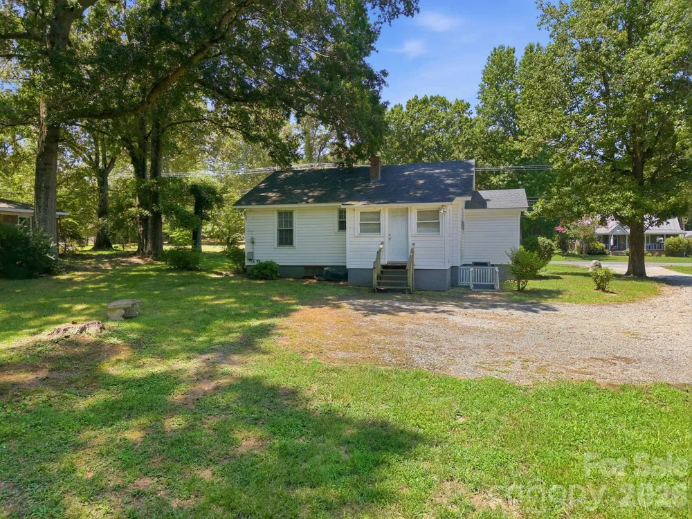 8285 Us Highway 52 Highway Rockwell, NC 28138