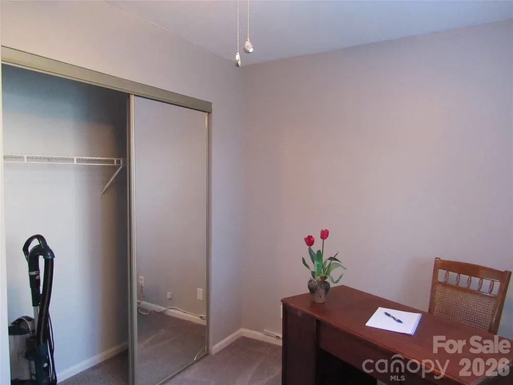6 Woodlands Drive Black Mountain, NC 28711
