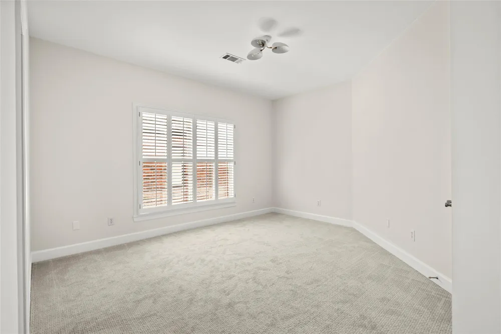 3925 Arnold Street West University Place, TX 77005