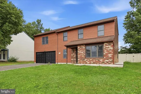 14 LANCASTER COURT