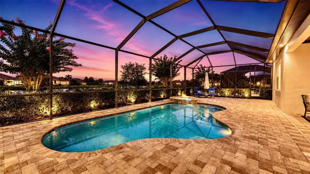 7005 WHITTLEBURY TRAIL Lakewood Ranch, FL 34202