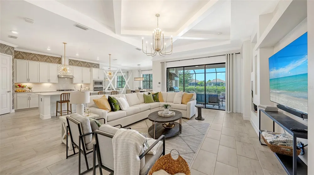 7005 WHITTLEBURY TRAIL Lakewood Ranch, FL 34202