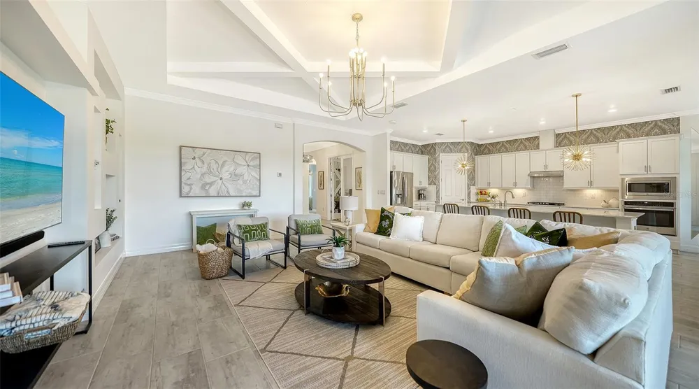 7005 WHITTLEBURY TRAIL Lakewood Ranch, FL 34202
